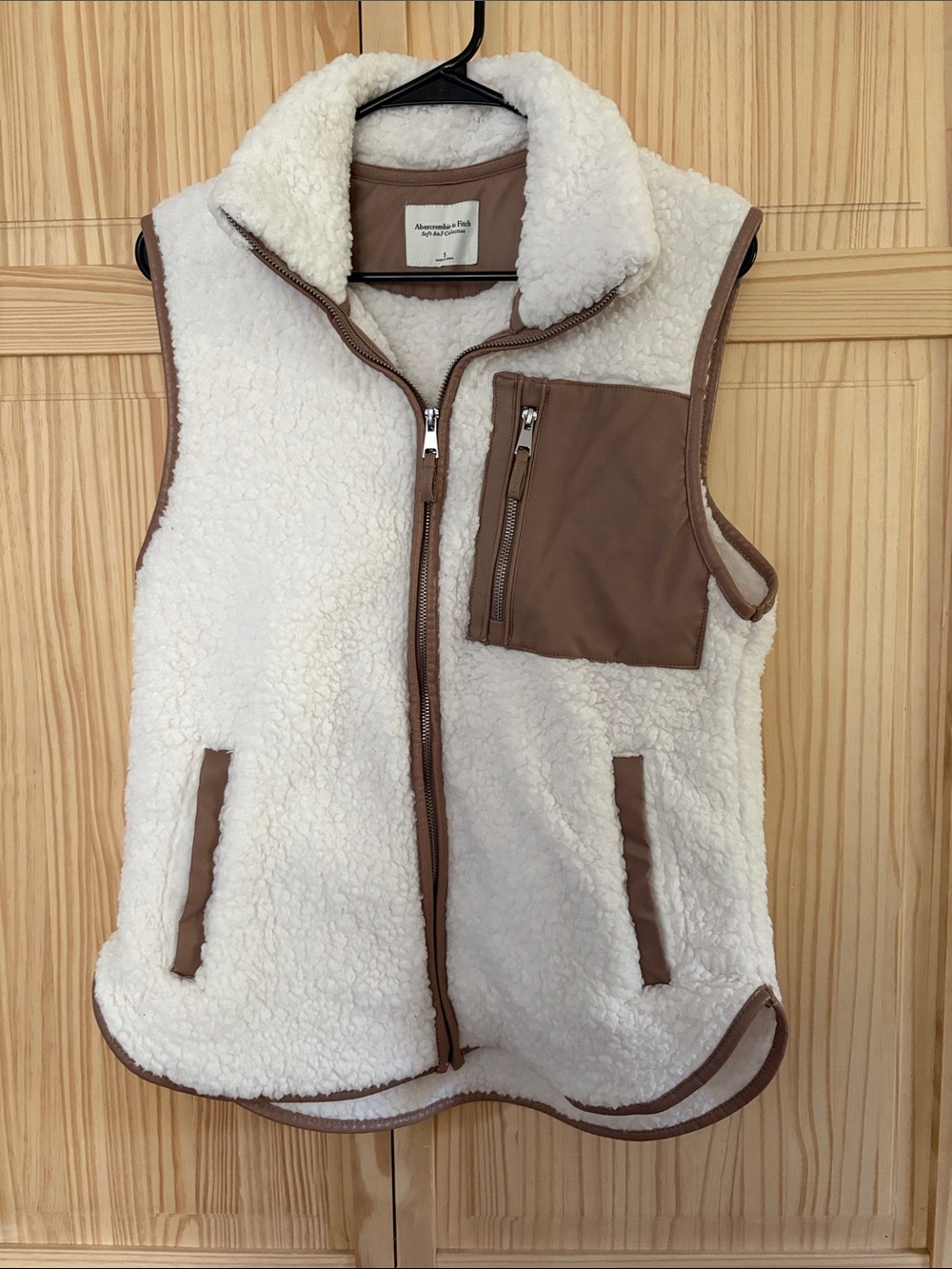 Abercrombie & Fitch Cream Sherpa Vest with Brown Trim